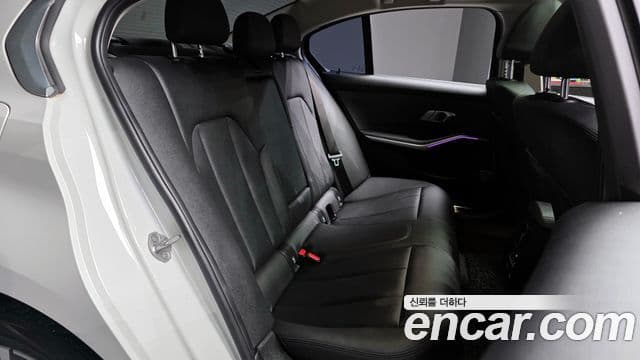 BMW 3 Series 2020 — ფოტო 12/20