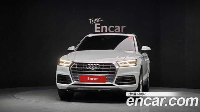 Audi Q5 2020 — ფოტო 3/20