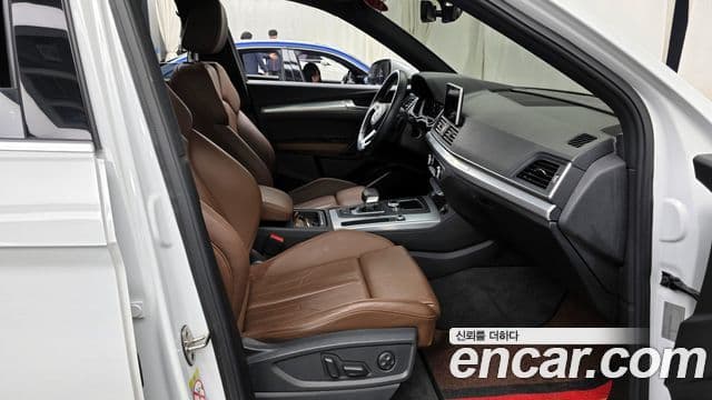 Audi Q5 2020 — ფოტო 11/20