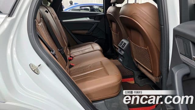 Audi Q5 2020 — фото 12 из 20