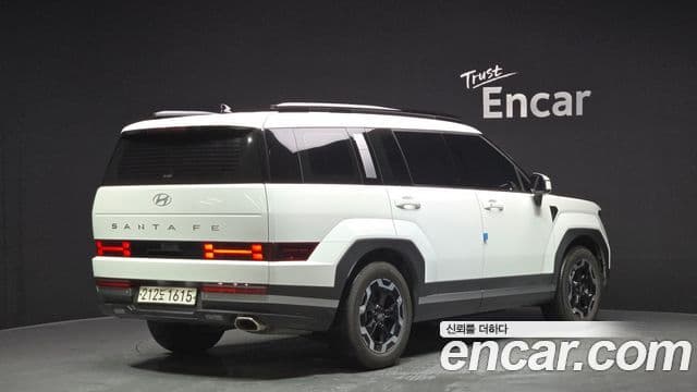 Hyundai Santa Fe 2024 — ფოტო 2/20