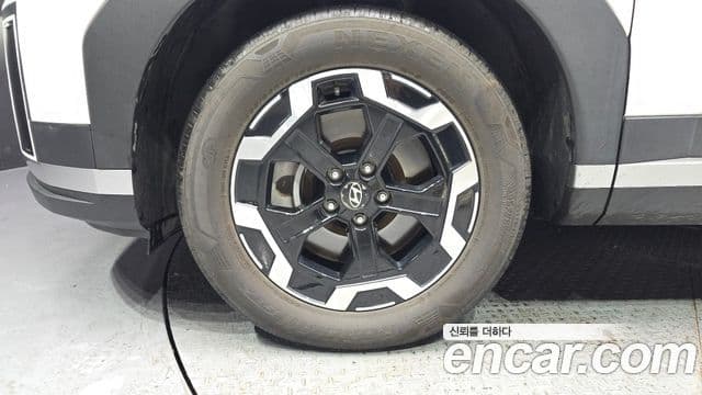 Hyundai Santa Fe 2024 — ფოტო 5/20