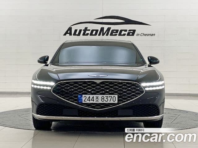 Genesis G90 2023 — Photo 6/20