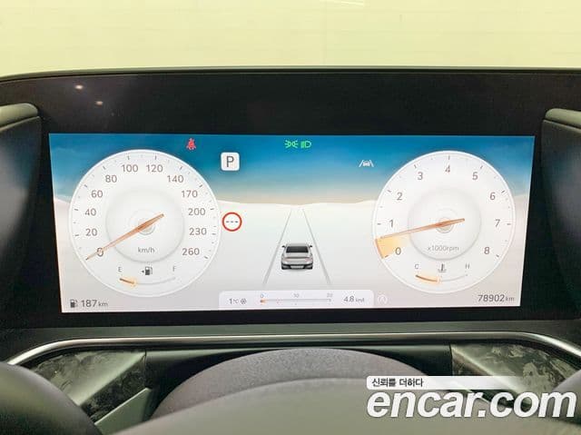 Genesis G90 2023 — Photo 19/20