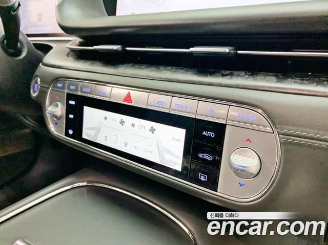 Genesis G90 2023 — Photo 8/20