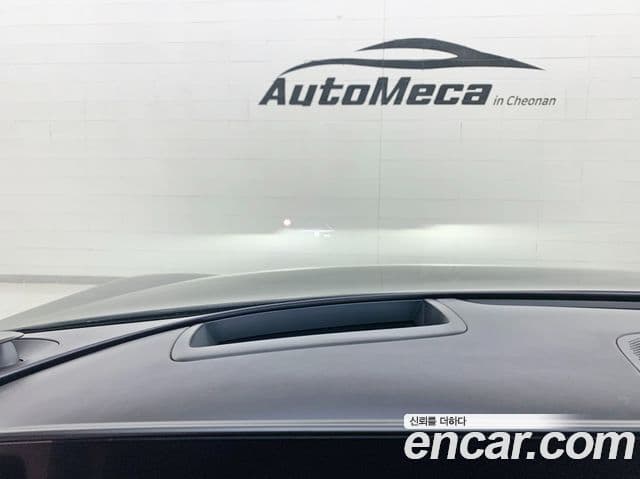Genesis G90 2023 — Photo 18/20