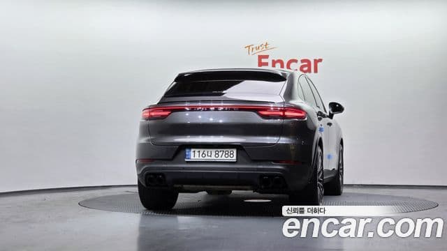 Porsche Cayenne 2022 — фото 4 из 20