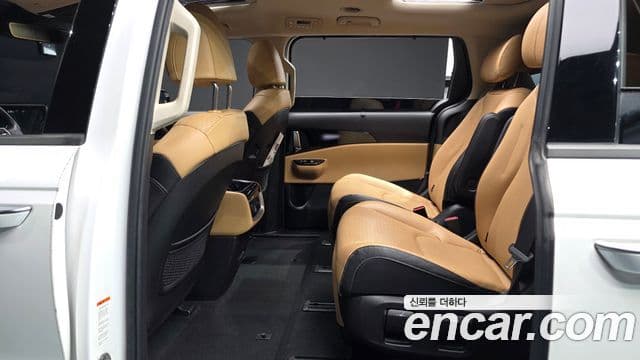 Kia Carnival 2020 — Şəkil 13/20