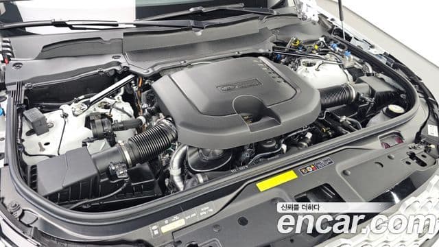 Land Rover Discovery 5 2025 — фото 10 из 20