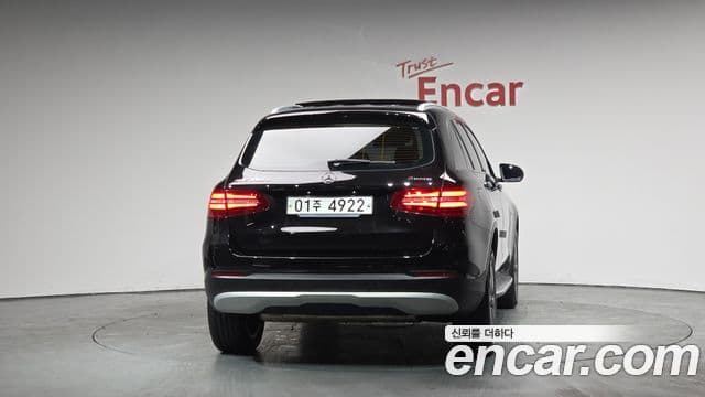 Mercedes-Benz GLC-Class 2018 — Şəkil 4/20