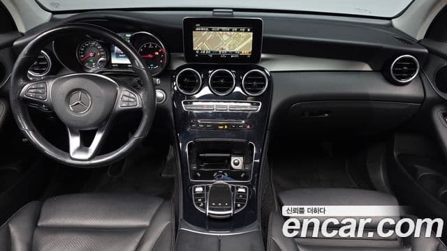 Mercedes-Benz GLC-Class 2018 — Şəkil 7/20