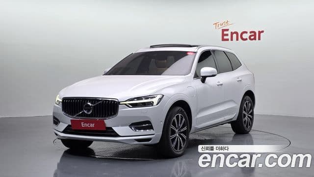 Volvo XC60 2019 — Şəkil 1/20