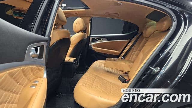 Genesis G70 2021 — ფოტო 20/20