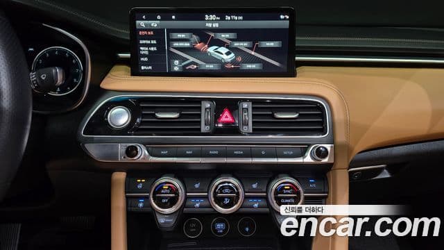 Genesis G70 2021 — ფოტო 17/20