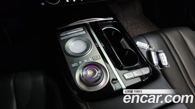 Genesis Electrified G80 2022 — ფოტო 9/20