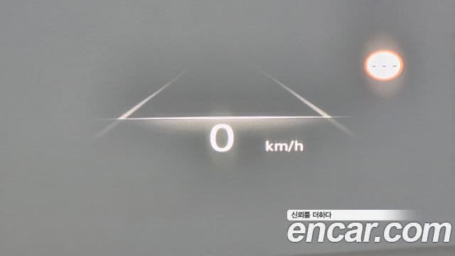 Genesis Electrified G80 2022 — ფოტო 17/20