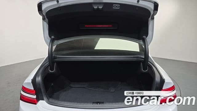 Genesis Electrified G80 2022 — ფოტო 20/20