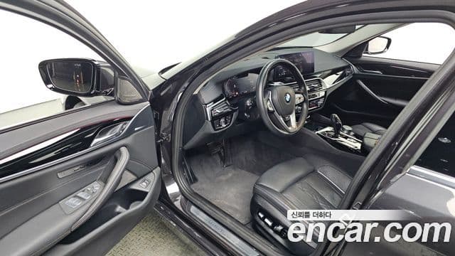 BMW 5 Series 2021 — Şəkil 10/20