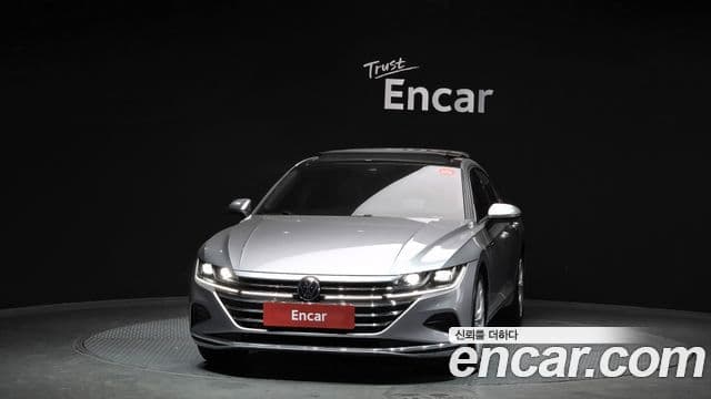 Volkswagen Arteon 2023 — Photo 10/20