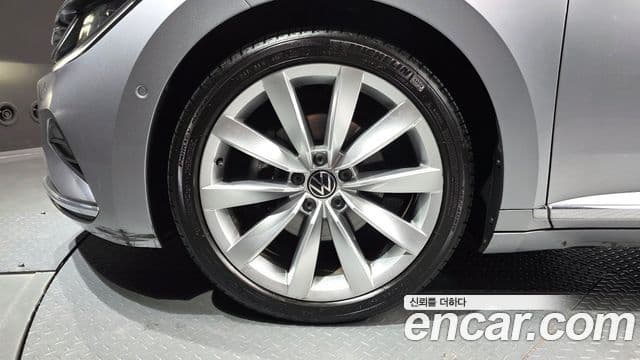 Volkswagen Arteon 2023 — Photo 12/20