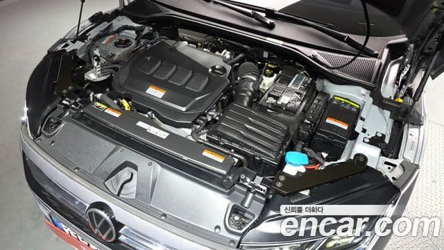 Volkswagen Arteon 2023 — Photo 8/20