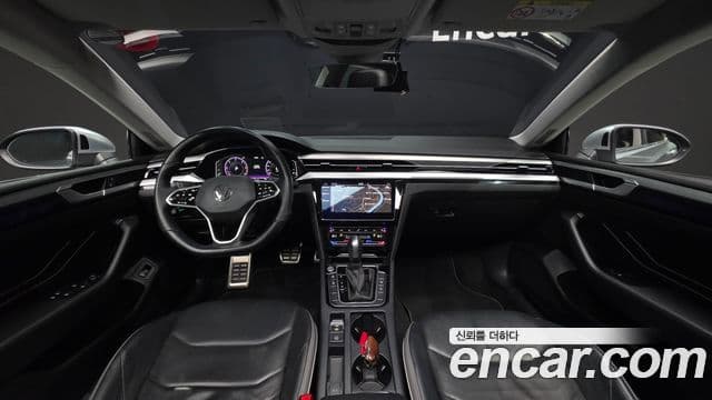 Volkswagen Arteon 2023 — Photo 19/20