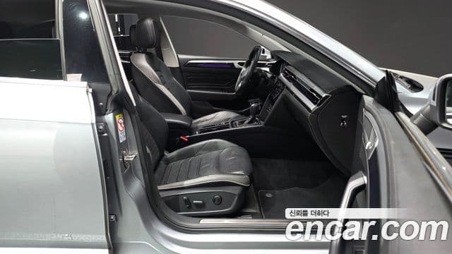 Volkswagen Arteon 2023 — Photo 5/20