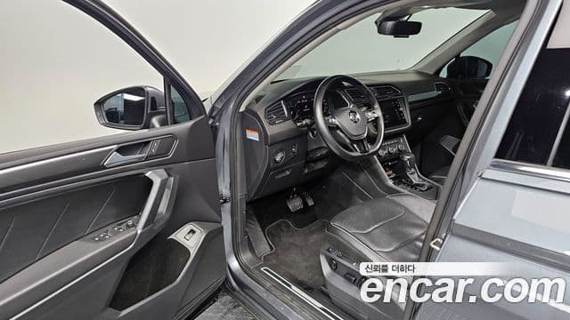 Volkswagen Tiguan Allspace 2018 — Şəkil 11/20