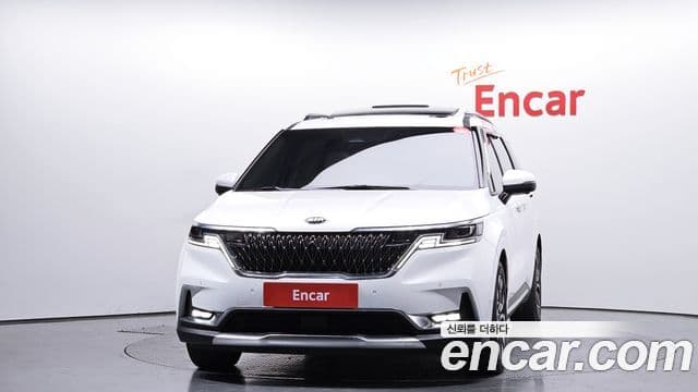 Kia Carnival 2021 — Фото 3/20