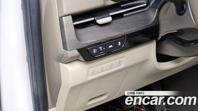 Kia Carnival 2021 — Фото 14/20