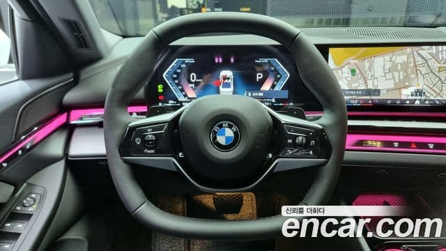 BMW 5 Series 2025 — Фото 13/20