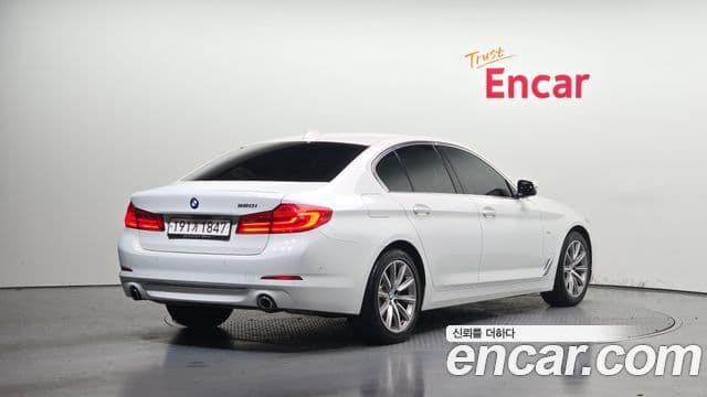 BMW 5 Series 2018 — Şəkil 2/20