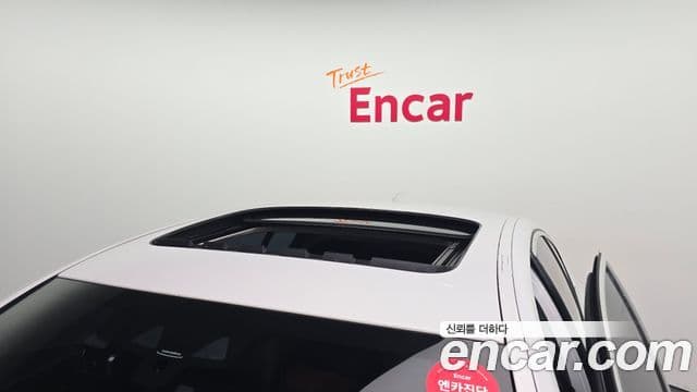 BMW 5 Series 2018 — Şəkil 20/20