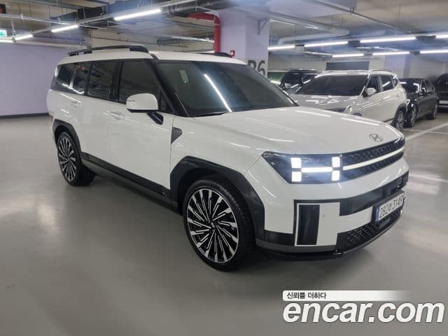 Hyundai Santa Fe 2025 — Photo 2/19