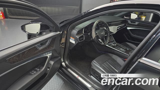 Audi A6 2021 — ფოტო 19/20