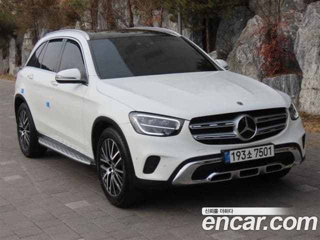Mercedes-Benz GLC-Class 2021 — Photo 1/20
