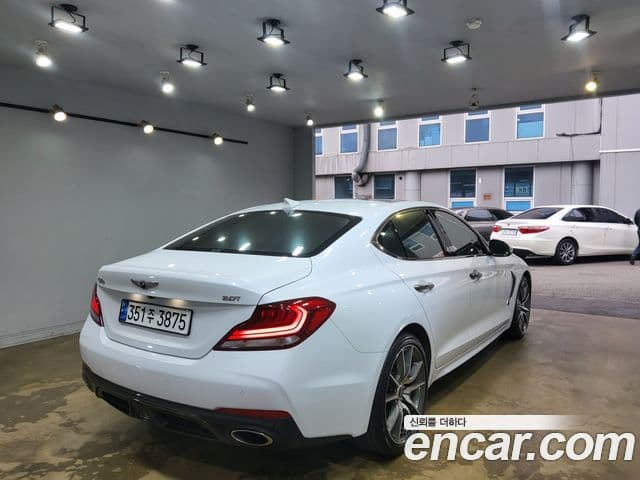 Genesis G70 2018 — ფოტო 5/20