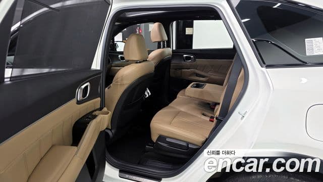 Kia Sorento 2024 — Şəkil 11/20