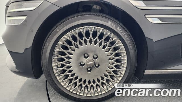 Genesis Electrified G80 2020 — фото 5 из 20