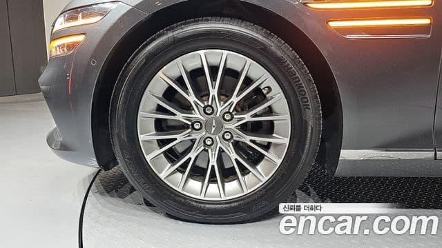 Genesis G80 2020 — ფოტო 9/20