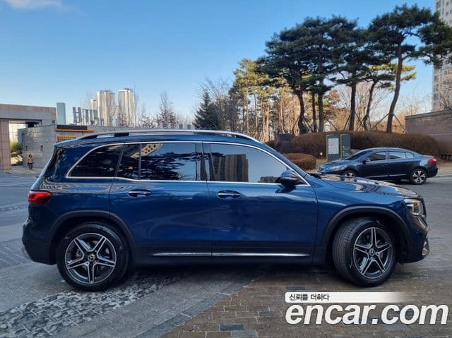 Mercedes-Benz GLB-Class 2023 — Şəkil 5/20