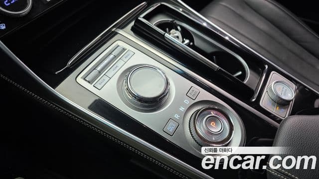 Genesis GV80 2023 — ფოტო 9/20