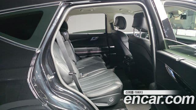 Genesis GV80 2023 — ფოტო 12/20