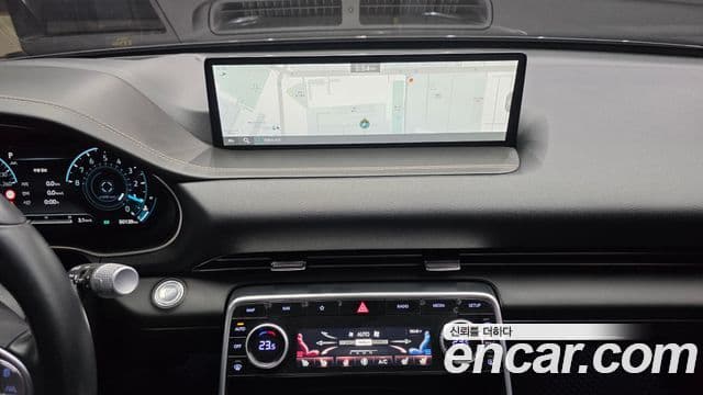 Genesis GV80 2023 — ფოტო 14/20