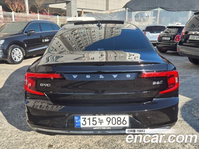Volvo S90 2023 — ფოტო 4/20