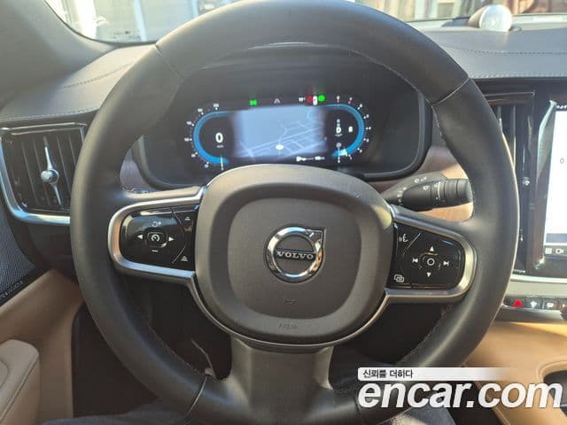 Volvo S90 2023 — ფოტო 13/20