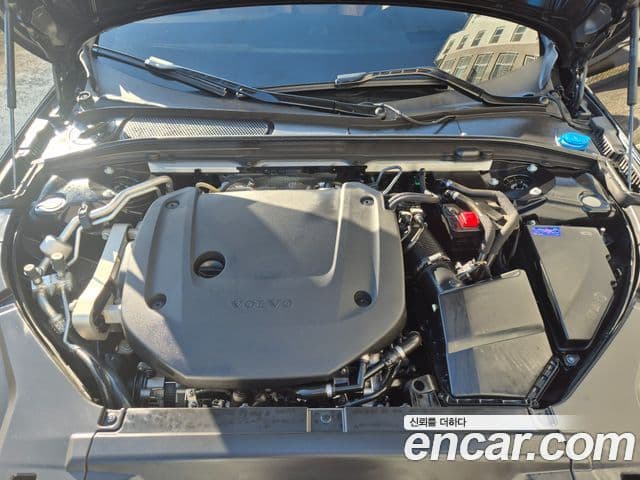 Volvo S90 2023 — ფოტო 18/20