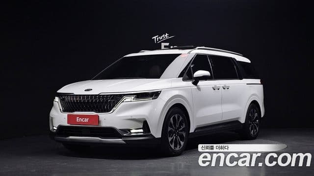 Kia Carnival 2021 — Photo 11/20