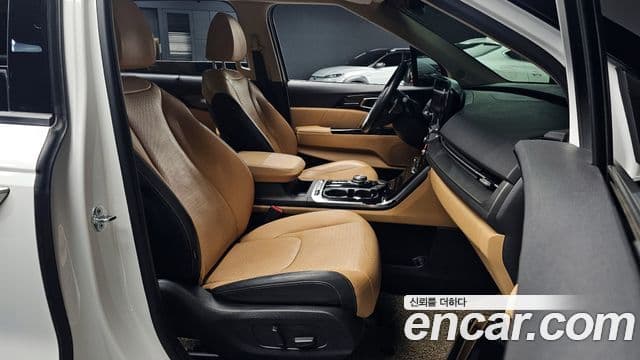 Kia Carnival 2021 — Photo 6/20