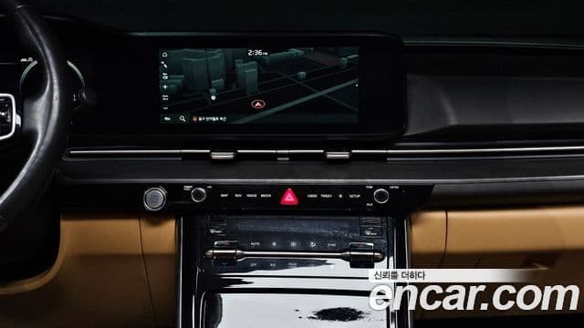 Kia Carnival 2021 — ფოტო 14/20